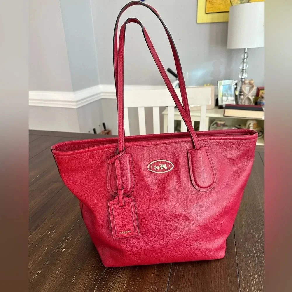 Coach Taxi zip tote bag